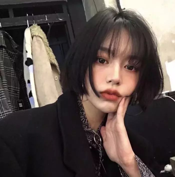 毕竟是巫女
